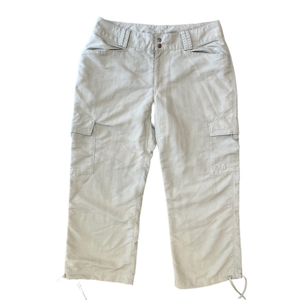 The North Face Paramount Cargo Capri Trail Pants Womens 4 Beige Nylon Hiking